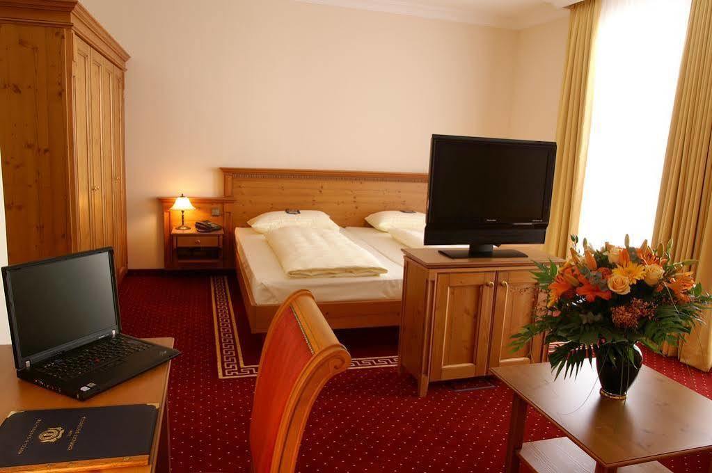 Hotel & Gaststaette Zum Erdinger Weissbraeu München Kültér fotó